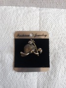 Broszka w kształcie żółwia