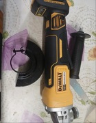 Szlifierka kątowa Dewalt.