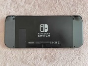 Nintendo Switch (model Mariko)  + Pokemon Sword + Super Mario Odyssey