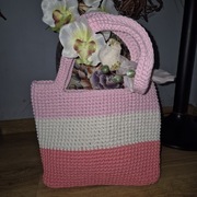 Torebka robiona na szydełku ze sznurka bawełnianego 100 %