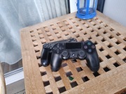 100% oryginalny pad Sony PS4 bezprzewodowy + kabel USB