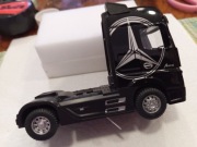 Samochód ciągnik siodłowy ciężarówka z aluminium zabawka model MERCEDES