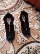 Czarne wiosenne botki