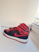 Buty Nike Air Jordan 1 Mid "Bred" Black Gym Red r. 36