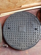 Właz żeliwny 60 cm 