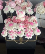 Box kwiatowy z wosku sojowego Walentynki 