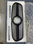 Atrapa Grill Mercedes GLE 2023 AMG