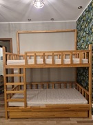 Łóżko piętrowe drewniane 