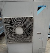 Została 1sztuka Daikin RR100B8W 10kW klimatyzator agregat