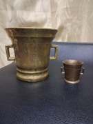 Dwa mosiężne moździerze 