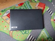 Sprzedam laptopa acer travelmate 5744