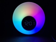 Budzik z symulacją wschodu słońca +(30 dźwięków, LED, podwójny alarm)