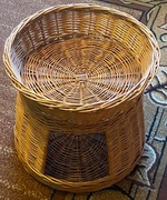 Legowisko wiklinowe domek dla małego psa , kota