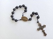 Różaniec dziesiątek lawa wulkaniczna naturalne kamienie