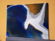 Obraz wykonany techniką fluid art (pouring)