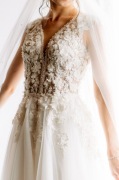 Śmietankowa Suknia ślubna, Koronka 3D