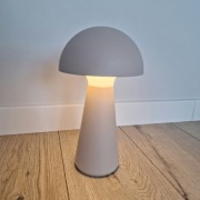 Lampka LED „Grzybek” – Beżowa, Bezprzewodowa