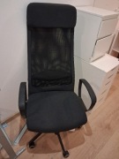 Krzesła biurowe Markus bardzo solidne - odbiór centrum Warszawy