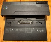 STACJA DOKUJĄCA IBM 74P6733 do THINKPAD T20 T21 T22 T23 T30 T40 T41 T42 T43