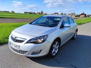 Opel Astra J 2010