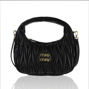 Outlet Nowa Duża damska torebka Miu Miu z paskiem cały komplet