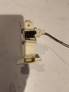 Zamek zaczep zmywarki Whirlpool 