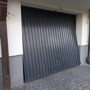 Brama garażowa używana