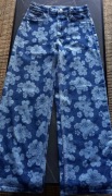 Jeansy w kwiaty dla dziewczynki 140 z H&M plus bluza z kapturem gratis