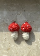 Dziergane kolczyki muchomor muchomrki haftowane