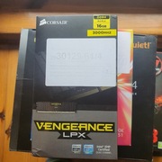DDR4 Corsair Vengance LPX 16 GB 3000 Mhz 4x4 GB