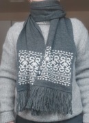 Nike Athletic wełniany szary szal szalik z białym wzorem frędzle okazja