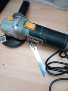Szlifierka kątowa Titan 750w