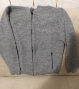 Gruby wełniany sweter zapinany na zamek czysta żywa wełna L NetWork