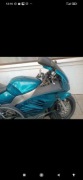 Motor Suzuki RF 600