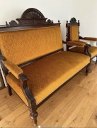 Eklektyczny miodowy komplet sofa+2 fotele + 2 krzesła