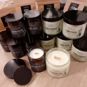 Świeca sojowa miód i malina 180 ml