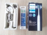 PHILIPS Sonicare 3100 + 2 końcówki C1 ProResults