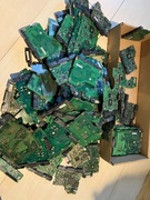 złom komputerowy płytki z dysków twardych HDD 2,7Kg