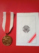 MEDAL ZŁOTY ZA ZASŁUGI DLA STRAŻY POŻARNEJ  IIIRP+LEGITYMACJA