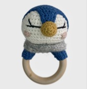 Drewniana grzechotka - Gryzak -Pingwin