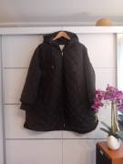 Pikowana kurtka w rozmiarze plus size 