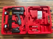 Zszywacz na akumulator i gaz SENCO  profesjonalny budowlany do płyt