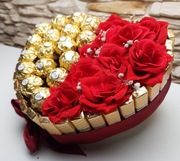 bukiet jadalny, ze slodyczy. torcik! WALENTYNKI