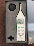 Center 320 - miernik poziomu dźwięku