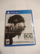 THE WALKING DEAD: THE TELLTALE DEFINITIVE SERIES (PS4)