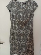 Sukienka elegancka szara zdobiona kamieniami r. 38/40