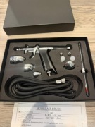 Aerograf Pistoletowy 116B Zestaw 3 Dysze 0,3-0,8mm Wąż