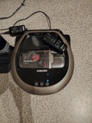 Odkurzacz sprzątający Samsung. 