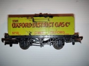 Piękny i ciekawy wagonik Lima H0 do kompletu. Zobacz inne