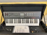 KORG TRITON Taktile 49 - klawiatura sterująca MIDI + futerał